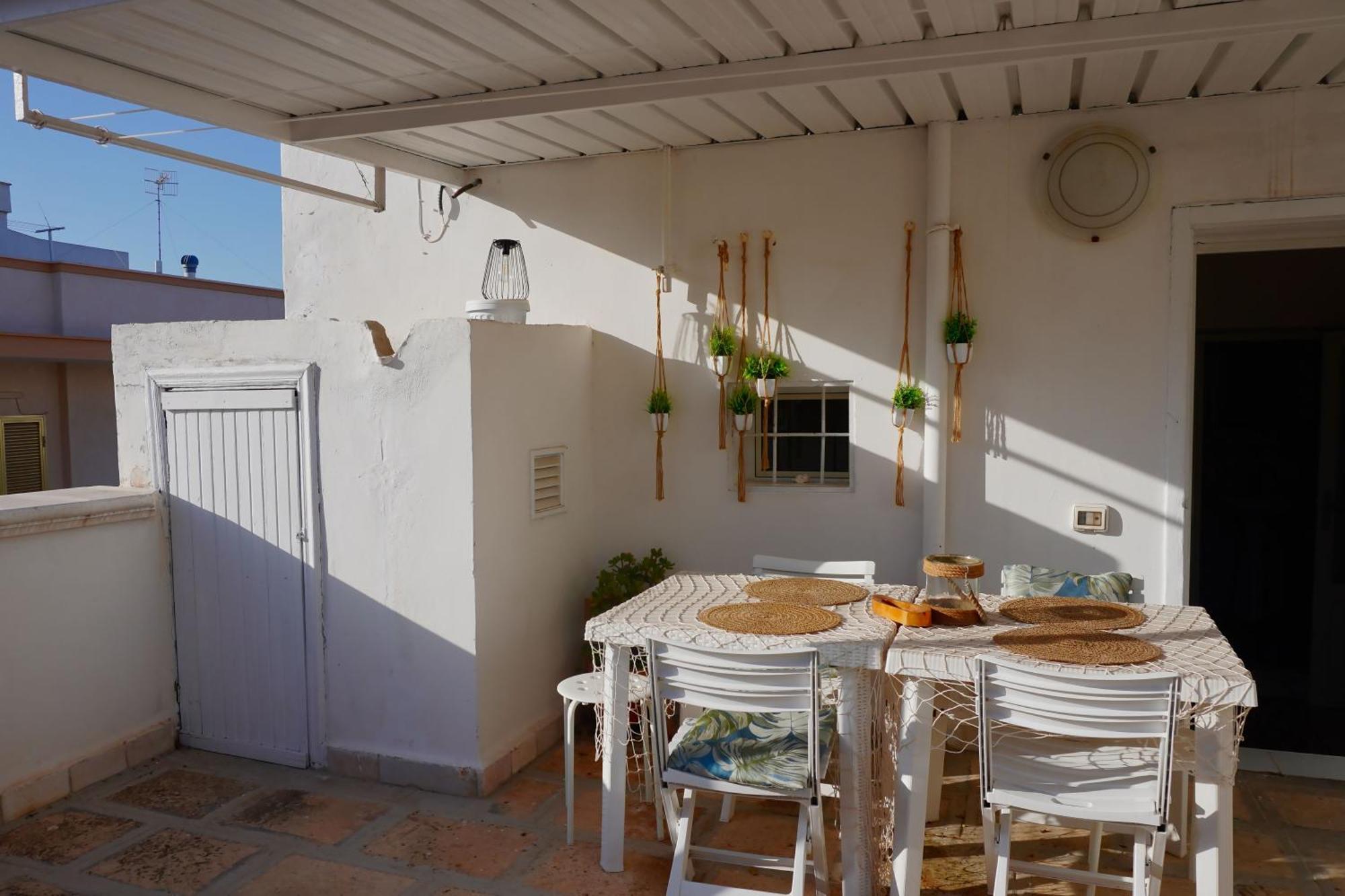 Casa Con Terrazza Villa โปลีญาโนอามาเร ภายนอก รูปภาพ